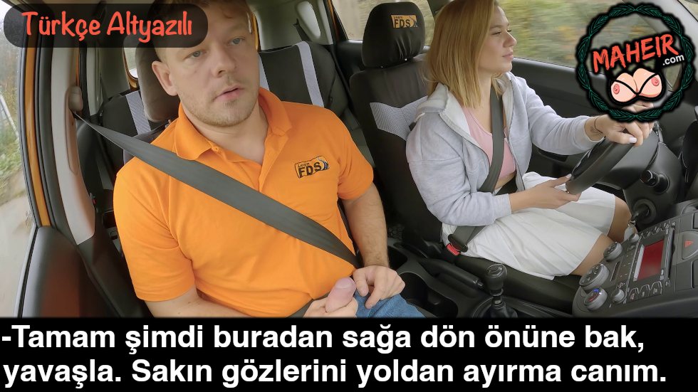 Direksiyon Dersi Verdiği Kadının Bacaklara Bakıp Sikini Sıvazladı